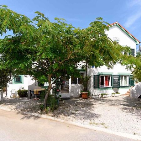 Apartments In Vir/Insel Vir 34750 Bagian luar foto