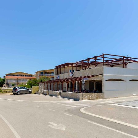 Apartments In Vir/Insel Vir 34750 Bagian luar foto