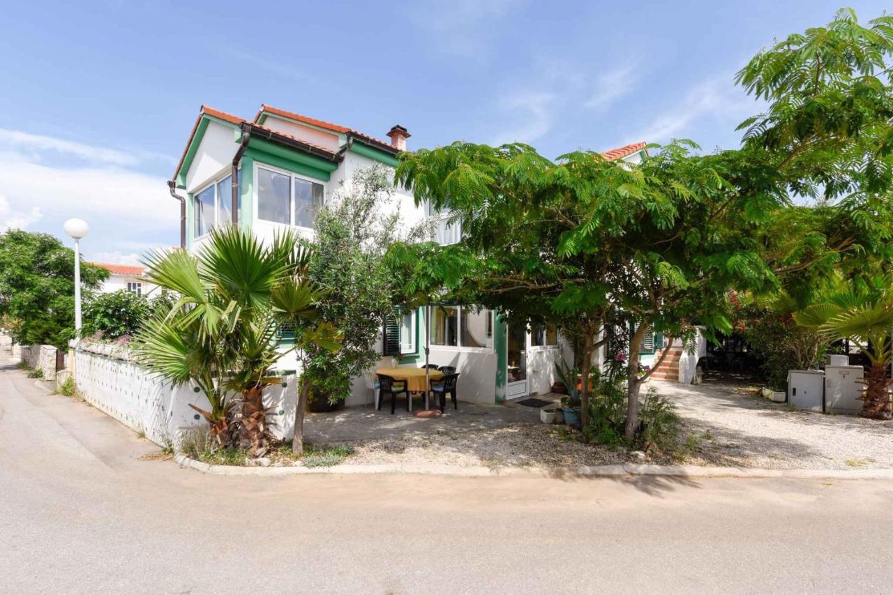 Apartments In Vir/Insel Vir 34750 Bagian luar foto