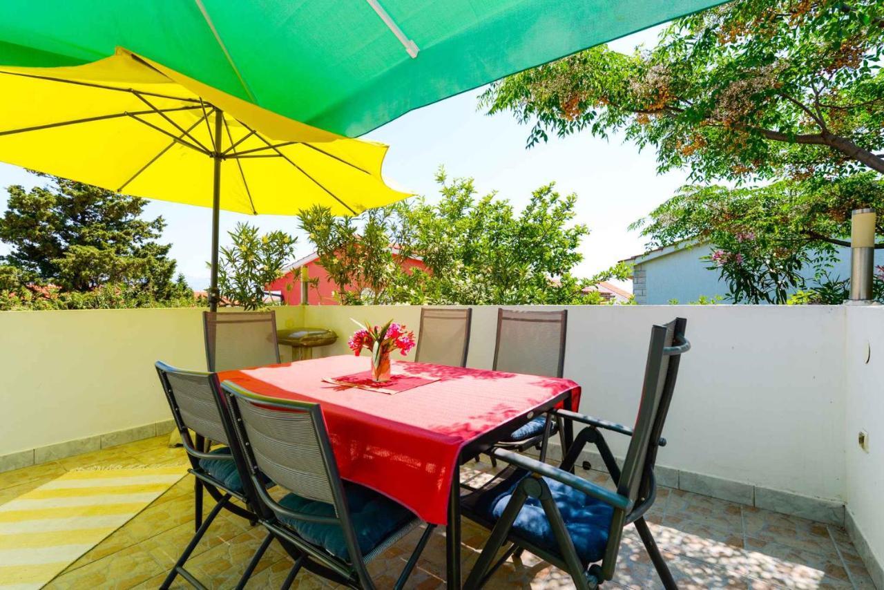 Apartments In Vir/Insel Vir 34750 Bagian luar foto